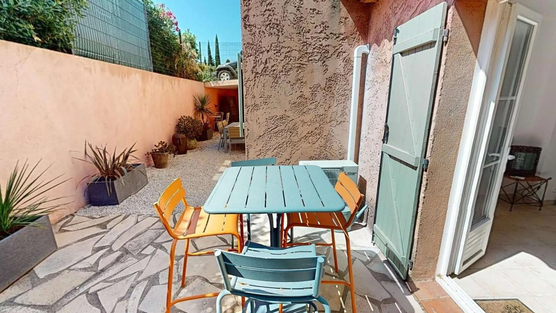 Belle Villa Climatisee Avec Piscine Et Parking Au Lavandou - Fr-1-308-200 Le Lavandou Frankreich
